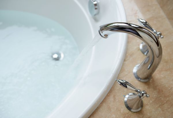Cost of Tub Faucet Replacement in Lancaster