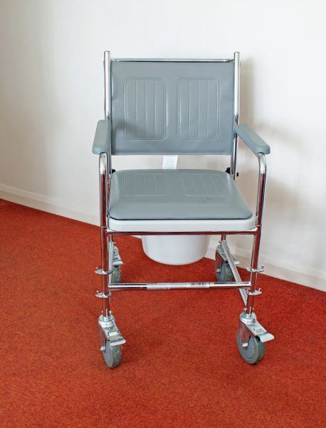Cost of Commode Replacement in Lancaster