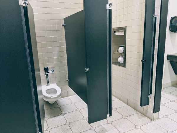 Cost of Commercial Toilet Installation in Lancaster