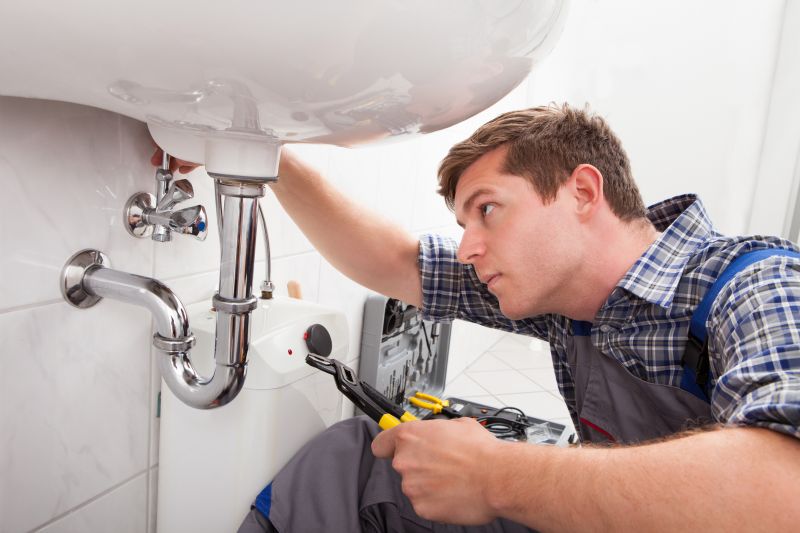 How To Spot Early Signs Of Plumbing Problems